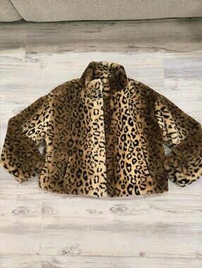 Forever 21 Womens Furry Jacket